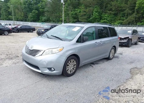 2012 Toyota Sienna Xle V6 8 Passenger from USA, damaged, VIN 5TDYK3DCXCS260040
